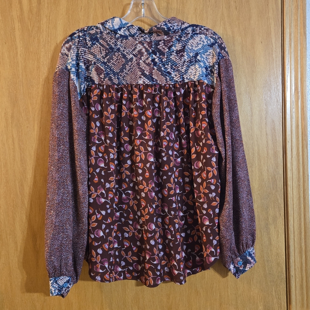 Dear John Peyton Top Floral NWT - Picture 3 of 8